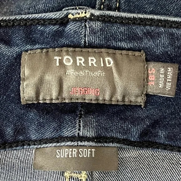 Torrid Jegging Super Soft Stretchy - Picture 3 of 8